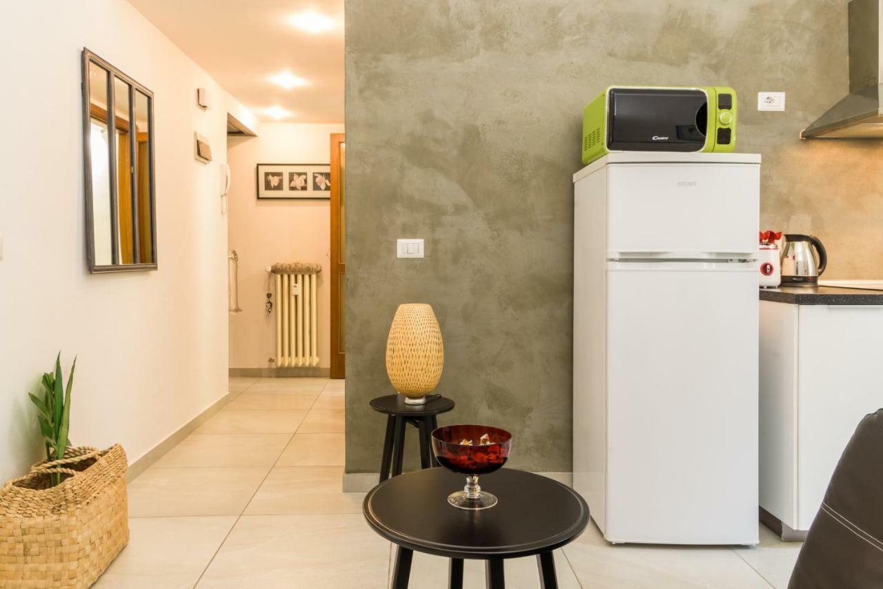 Apartamento Casa Tibaldi - Bocconi Milán Exterior foto